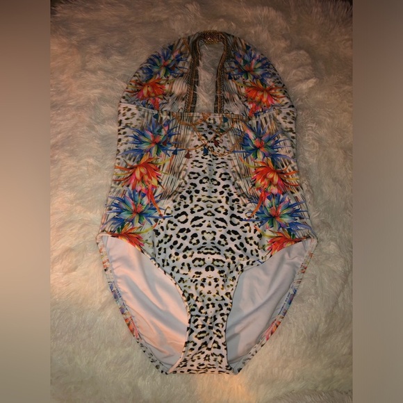 VENUS Leopard Floral One Piece Swimsuit - Picture 13 of 13